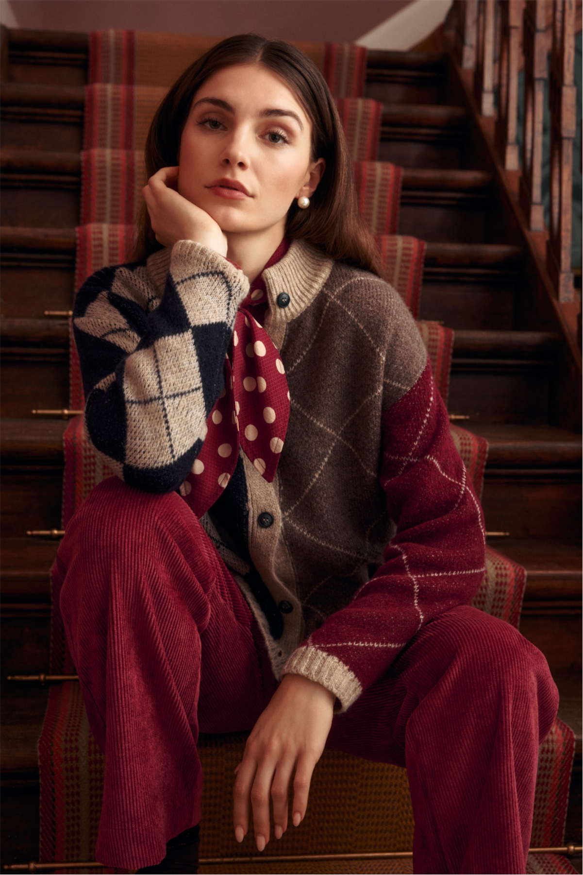 FASHION MEETS TRADITION